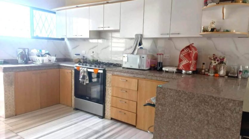 Departamento en Venta Calle Nazareth y Real Audiencia – Quito