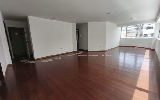 VENDO DEPARTAMENTO FAMILIAR DE 3 DORMITORIOS CON BODEGA Y PARQUEADERO SECTOR AMAGASI