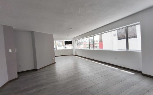 VENDO DEPARTAMENTO AMPLIO DE 3 DORMITORIOS EN AMAGASÍ DEL INCA – 139 m²