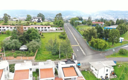 TERRENO EN VENTA CASHAPAMBA 1.285 MTS