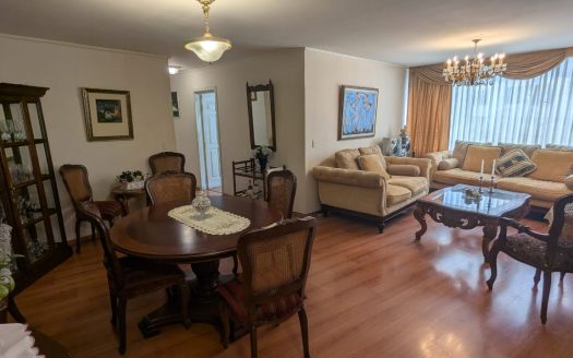 VENTA DEPARTAMENTO 4 DORMITORIOS QUITO SECTOR MAÑOSCA Y OCCIDENTAL SEGURIDAD 24/7