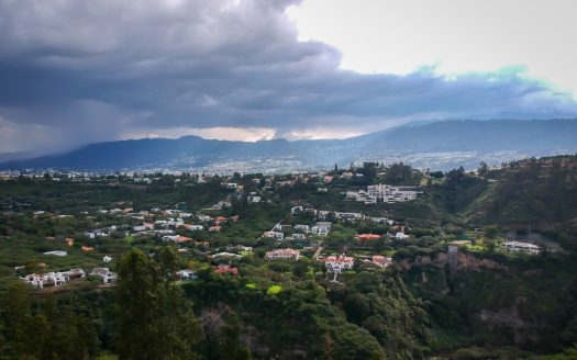 EN VENTA 5000mts DE TERRENO CON CASA DE CAMPO