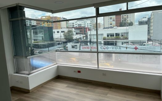 Oficina para empresas en arriendo norte de Quito